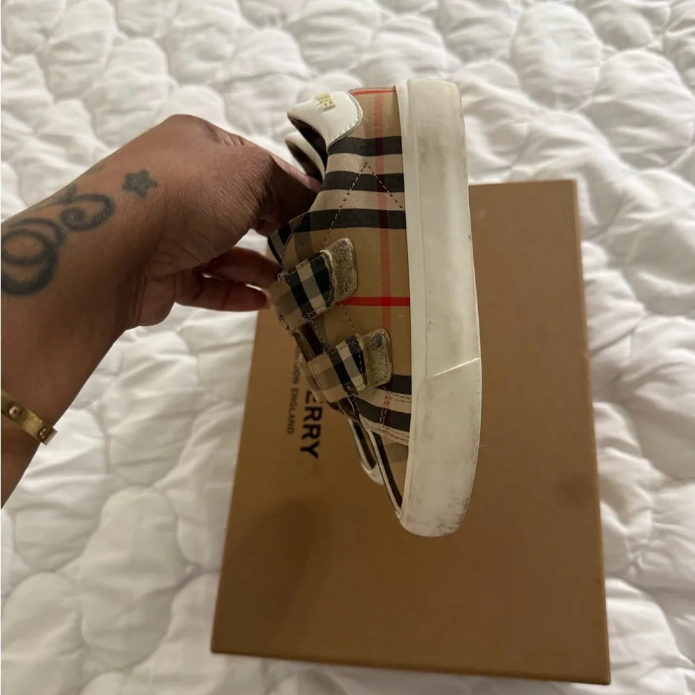 Burberry Kids Plaid Velcro Sneakers - Beige/Black/Red